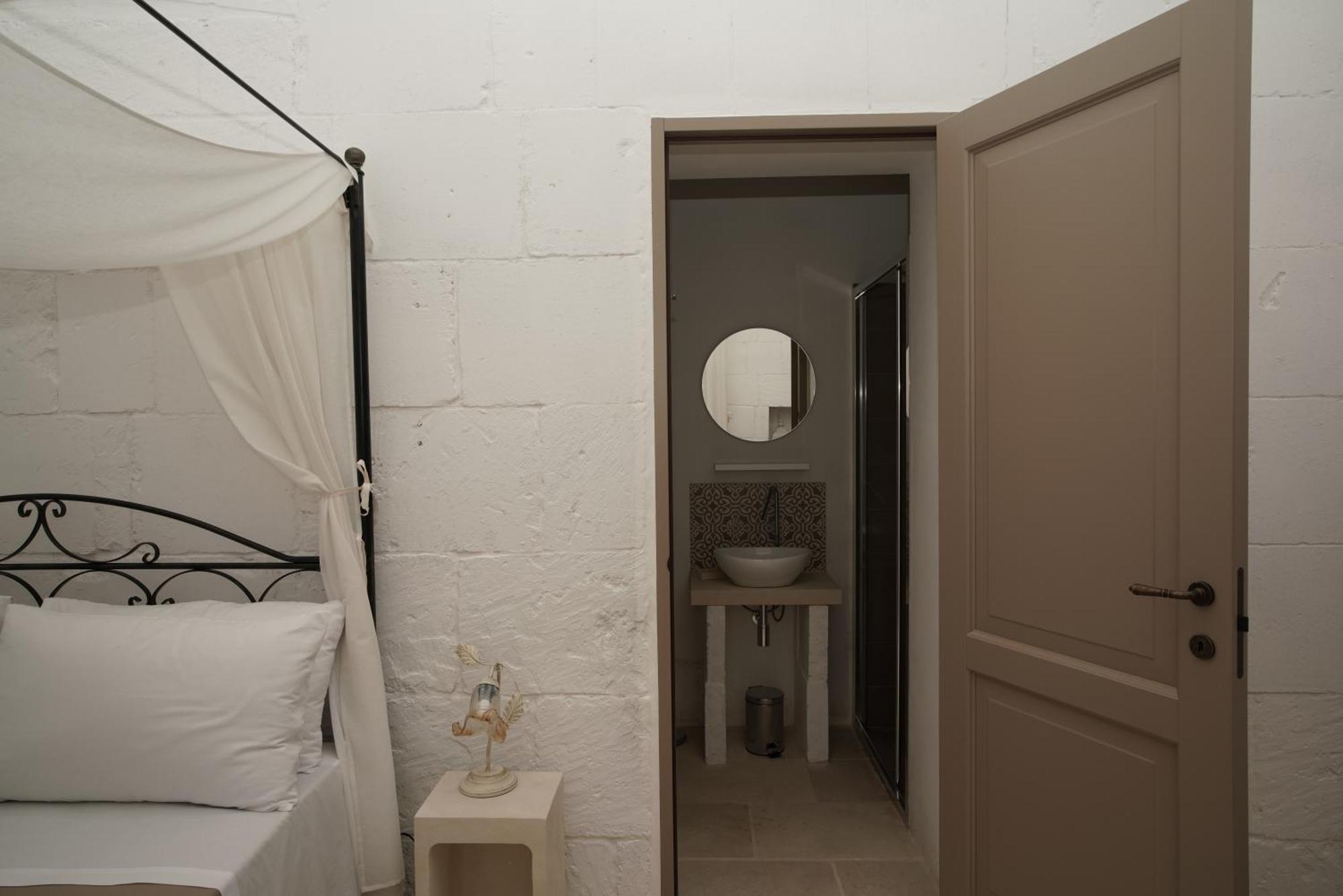 Casa Frea Dimora Storica Bed & Breakfast มาร์ตาโน ภายนอก รูปภาพ